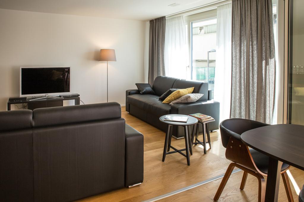 Central Apartments Lucerna Quarto foto
